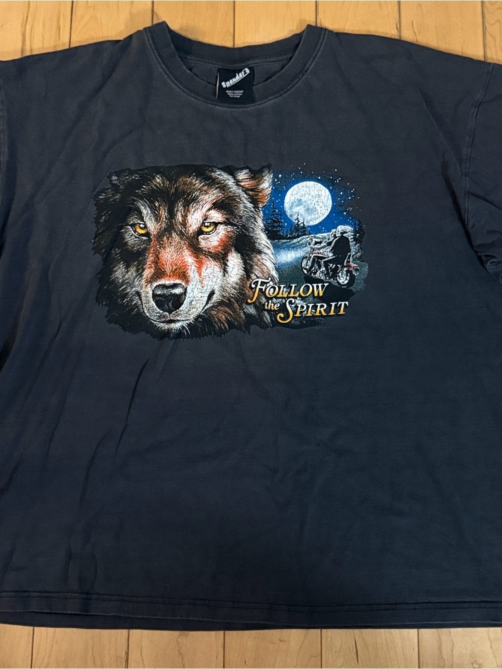 Men's Black 'Follow the Spirit' Wolf Graphic Tee